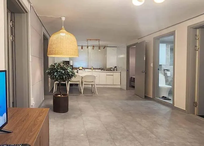 아파트 매일, Hongdae Art House 서울특별시