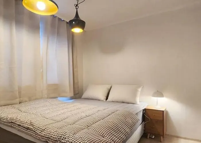 매일, Hongdae Art House 아파트 서울특별시